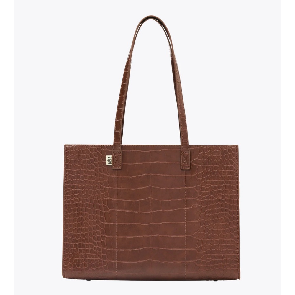 The Work Tote in Maple